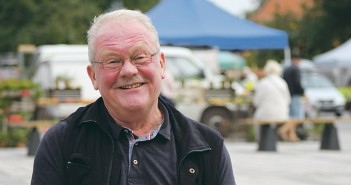 Synger sig til mere luft